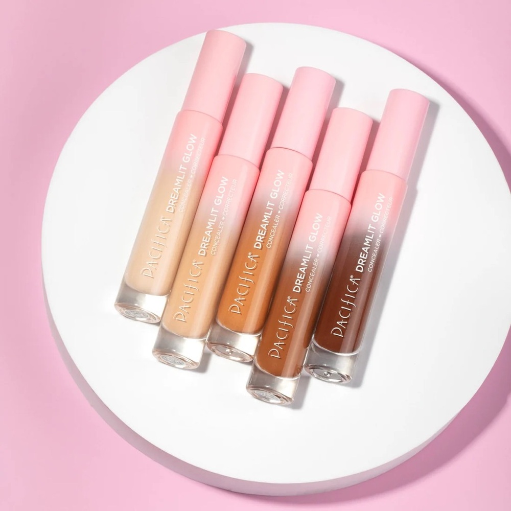 PACIFICA Dreamlift Glow Concealer - Shade 03, NEW - Picture 5 of 6